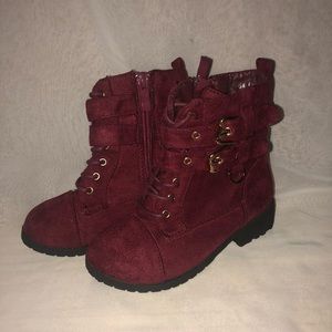 Burgundy boots sz 8 toddler